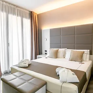 Acca Palace Aa 4*, Mediolan Włochy